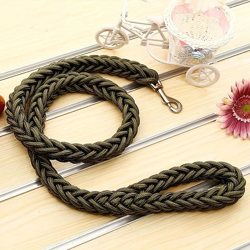 Durable Nylon Braided Large Dog Leash – Heavy-Duty Traction Rope for Big Dogs