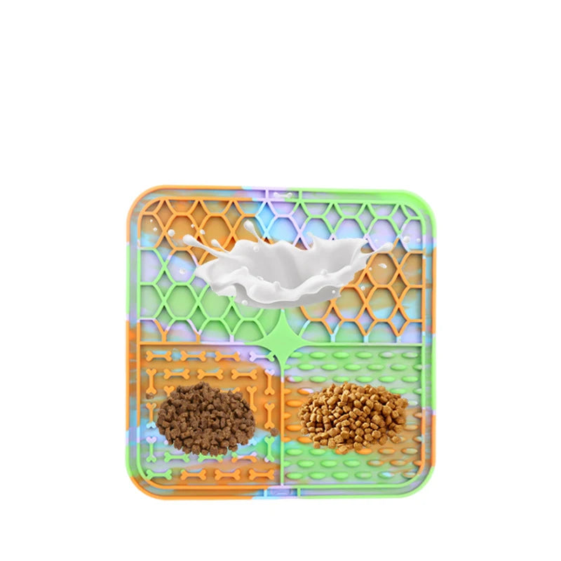 "Soothing Lick Mat – Silicone Plate for Calm Bathing & Smart Feeding